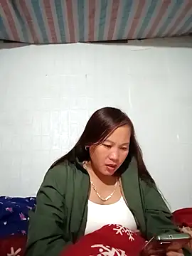 Seg min online show from December 15, 2025, 1:06 pm