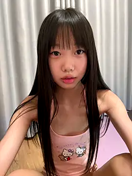 Snapshot of xinyu789 chatting on November 14, 2025, 1:37 pm xinyu789 online show from November 14, 2025, 1:37 pm