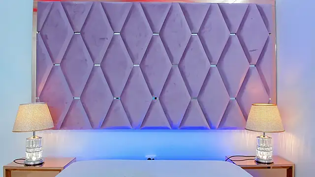 MaskedGirl  online show from October 24, 2025, 12:15 pm