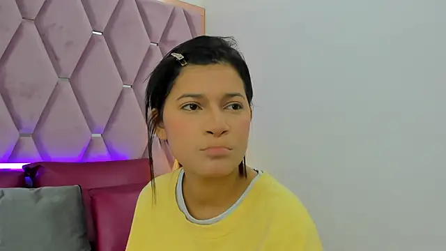 MaskedGirl  online show from November 29, 2025, 12:05 pm