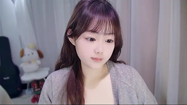 YUANYUAN-A online show from February 10, 2026, 12:04 pm