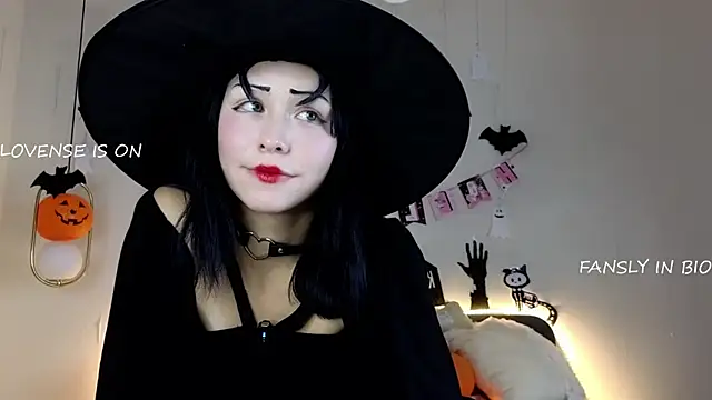 BritniBers online show from October 30, 2025, 2:25 pm