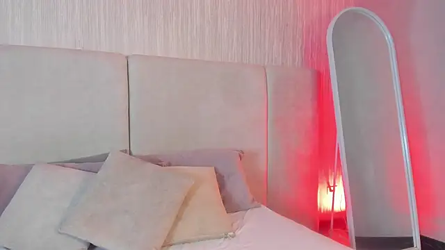 Snapshot of Isabellaa_Palacios chatting on May 15, 2026, 8:29 pm Isabellaa Palacios online show from May 15, 2026, 8:29 pm