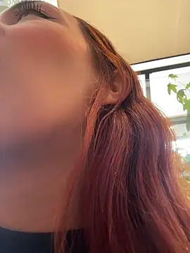 Snapshot of nikolevoshkie_ chatting on November 13, 2025, 6:23 pm nikolevoshkie online show from November 13, 2025, 6:23 pm