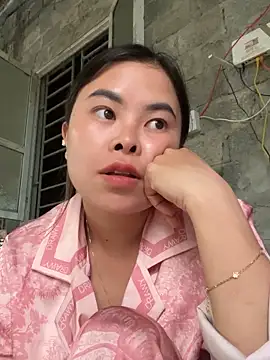 Snapshot of han-cute chatting on November 17, 2025, 9:13 am han-cute online show from November 17, 2025, 9:13 am