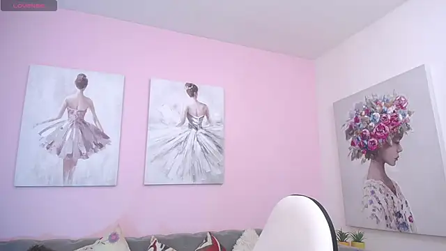 Snapshot of linda_morgan1 chatting on October 15, 2025, 12:24 pm linda morgan1 online show from October 15, 2025, 12:24 pm