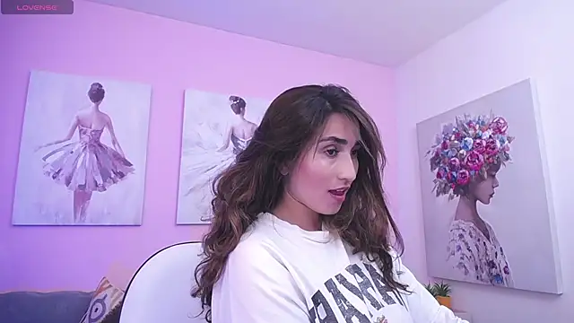 Snapshot of linda_morgan1 chatting on October 6, 2025, 12:17 pm linda morgan1 online show from October 6, 2025, 12:17 pm