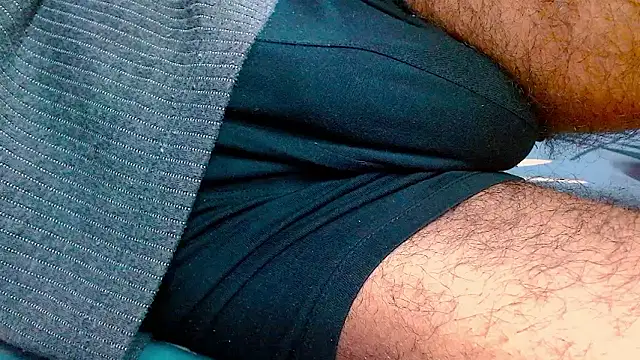 funndudd online show from February 11, 2026, 11:43 am