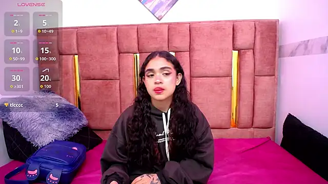 Snapshot of KENDALL_ART chatting on January 10, 2026, 3:13 am KENDALL ART online show from January 10, 2026, 3:13 am