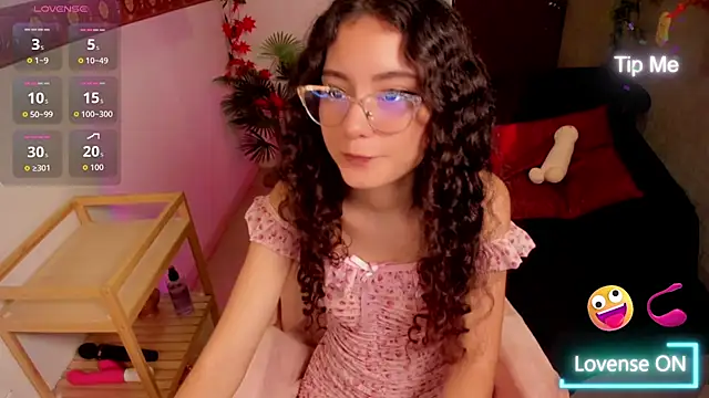 Snapshot of Krysten_Riter chatting on July 9, 2026, 2:49 pm Krysten Riter online show from July 9, 2026, 2:49 pm