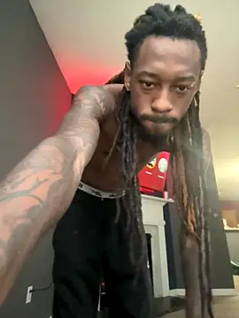 Snapshot of Scattyboo chatting on December 4, 2025, 12:59 pm Scattyboo online show from December 4, 2025, 12:59 pm