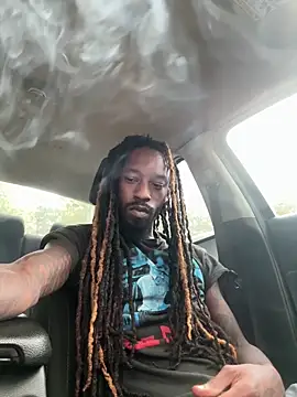 Snapshot of Scattyboo chatting on November 3, 2025, 1:47 pm Scattyboo online show from November 3, 2025, 1:47 pm