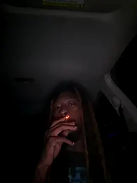 Snapshot of Scattyboo chatting on November 4, 2025, 4:49 am Scattyboo online show from November 4, 2025, 4:49 am