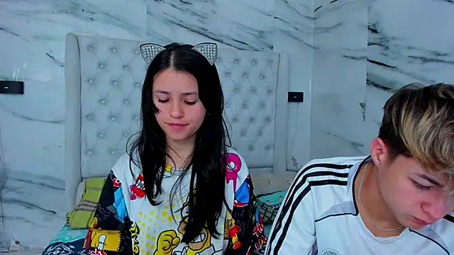 Ari and Storm online show from November 20, 2025, 1:12 pm