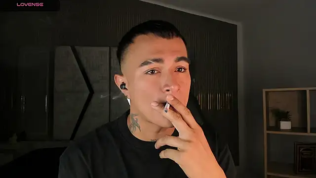 LiamDeep online show from February 11, 2026, 8:41 pm