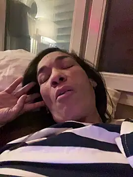 Snapshot of daddyvibes chatting on February 25, 2026, 2:23 am daddyvibes online show from February 25, 2026, 2:23 am