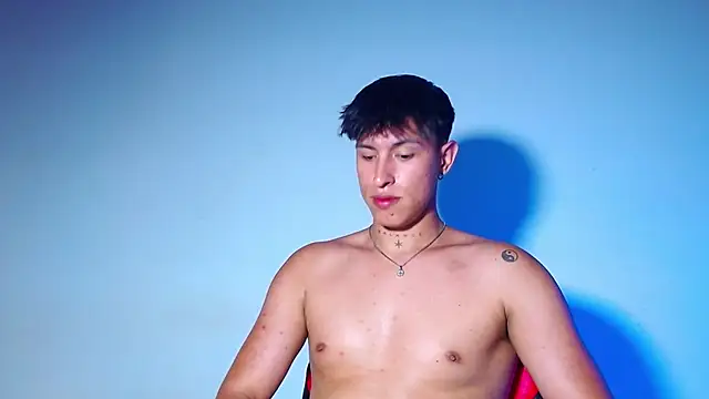 Snapshot of rowanbigboy23 chatting on March 17, 2026, 12:46 am rowanbigboy23 online show from March 17, 2026, 12:46 am