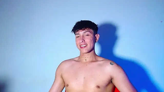 Snapshot of rowanbigboy23 chatting on February 13, 2026, 12:32 am rowanbigboy23 online show from February 13, 2026, 12:32 am