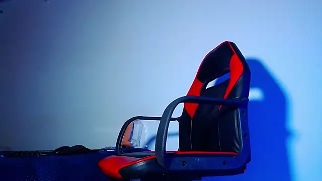 Snapshot of rowanbigboy23 chatting on December 16, 2025, 2:16 am rowanbigboy23 online show from December 16, 2025, 2:16 am