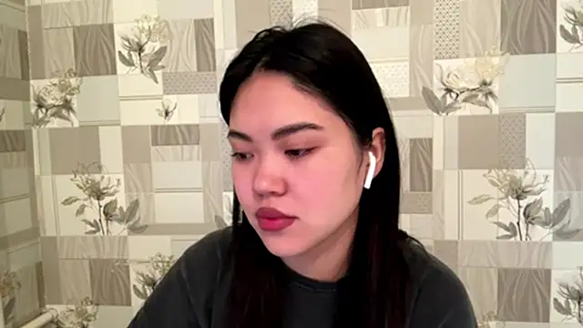 Snapshot of MIMIMary chatting on October 10, 2025, 3:07 am MIMIMary online show from October 10, 2025, 3:07 am