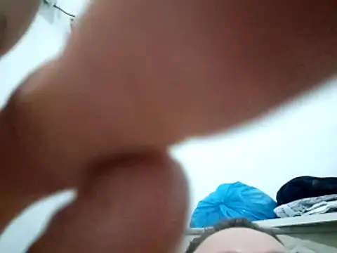 Snapshot of kelvinjesus34 chatting on February 19, 2026, 12:40 am kelvinjesus34 online show from February 19, 2026, 12:40 am