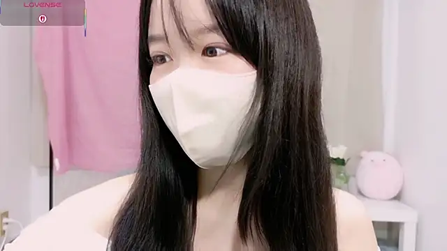 Snapshot of Anne_Anne_chan chatting on October 19, 2025, 11:24 am Anne Anne chan online show from October 19, 2025, 11:24 am