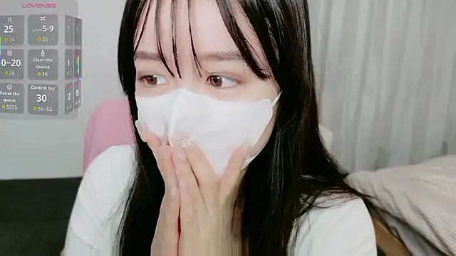 Snapshot of Anne_Anne_chan chatting on October 16, 2025, 4:32 am Anne Anne chan online show from October 16, 2025, 4:32 am