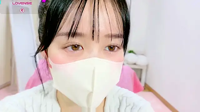 Snapshot of Anne_Anne_chan chatting on November 25, 2025, 11:32 am Anne Anne chan online show from November 25, 2025, 11:32 am