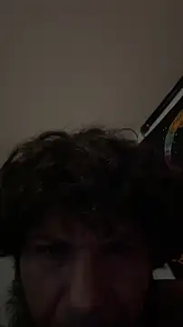 Snapshot of Lunablu13 chatting on December 16, 2025, 4:50 am Lunablu13 online show from December 16, 2025, 4:50 am