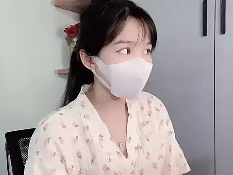 Snapshot of _Melancholy_ chatting on April 3, 2026, 4:02 pm Melancholy online show from April 3, 2026, 4:02 pm