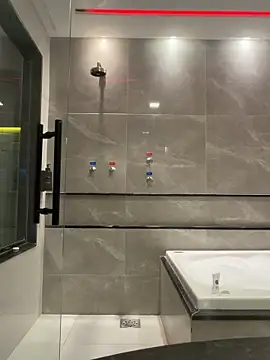 bobbiebbb online show from March 20, 2026, 8:48 am