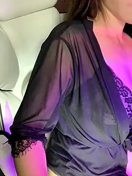 Snapshot of Milinda68 chatting on October 23, 2025, 4:38 pm Milinda68 online show from October 23, 2025, 4:38 pm