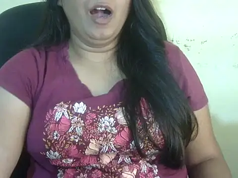 Aanya Hazel online show from October 24, 2025, 8:08 pm