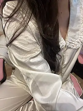 Snapshot of tran_my chatting on February 7, 2026, 3:14 am tran my online show from February 7, 2026, 3:14 am