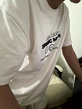 Snapshot of tran_my chatting on September 30, 2025, 7:14 am tran my online show from September 30, 2025, 7:14 am