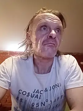 Snapshot of Kuba_Gd chatting on November 8, 2025, 2:59 am Kuba Gd online show from November 8, 2025, 2:59 am