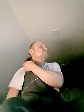 Kuba Gd online show from March 17, 2026, 2:14 am