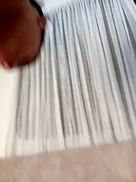 Snapshot of Marian_Zeller chatting on November 21, 2025, 9:08 am Marian Zeller online show from November 21, 2025, 9:08 am