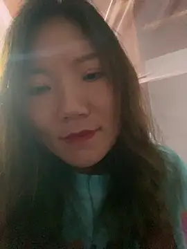 Pyy07 online show from November 30, 2025, 1:34 pm