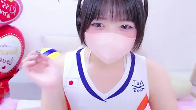 Hinata Sun online show from February 15, 2026, 12:37 pm