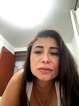 Snapshot of mia_mancinii chatting on October 20, 2025, 3:30 am mia mancinii online show from October 20, 2025, 3:30 am