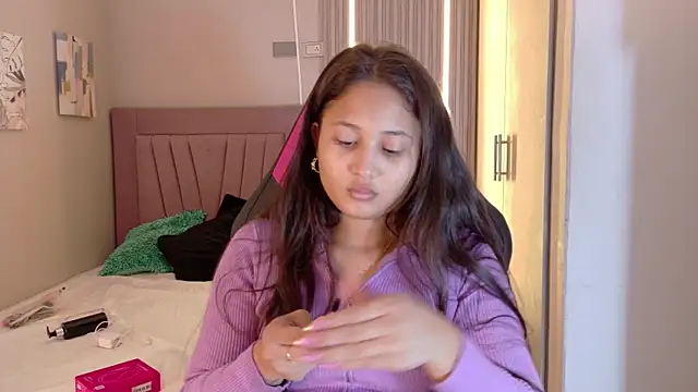 Laly Cherry  online show from November 26, 2025, 12:16 pm