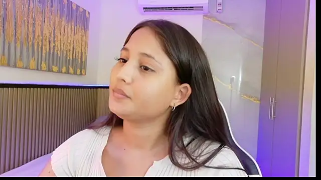 Laly Cherry  online show from December 14, 2025, 12:33 pm