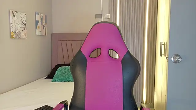 Laly Cherry  online show from November 30, 2025, 12:28 pm