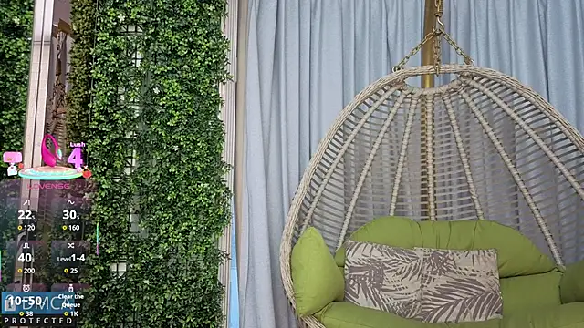 Kiara Zahiri   online show from November 7, 2025, 11:04 am