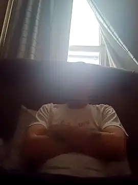 gpjr80 online show from February 4, 2026, 9:54 pm