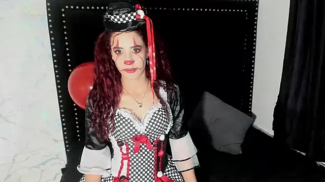 Snapshot of Alisha_Evans_Rs chatting on October 19, 2025, 4:26 am Alisha Evans Rs online show from October 19, 2025, 4:26 am