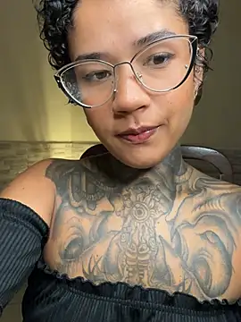 Snapshot of xbigpeach chatting on January 12, 2026, 2:18 am xbigpeach online show from January 12, 2026, 2:18 am