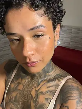 Snapshot of xbigpeach chatting on January 13, 2026, 12:47 am xbigpeach online show from January 13, 2026, 12:47 am