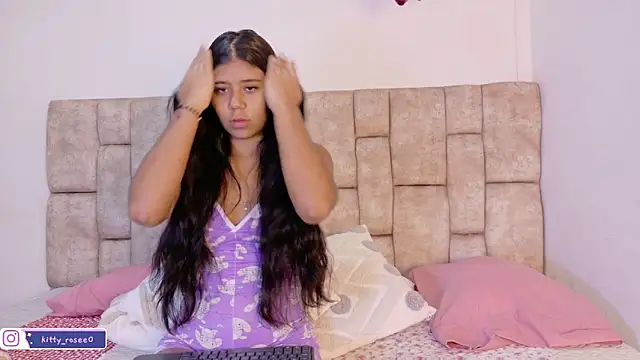 Kitty Rose   online show from October 17, 2025, 11:56 am